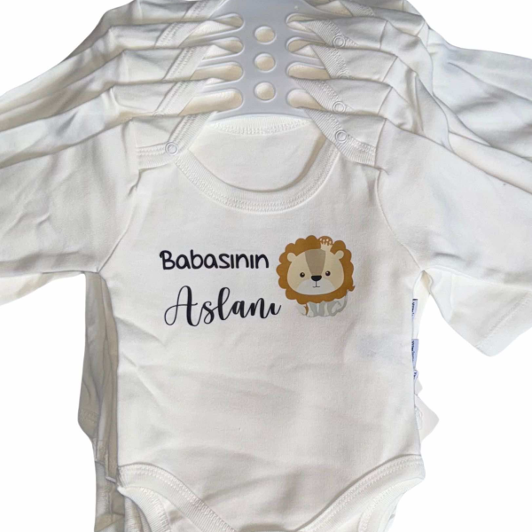 Aslan snapsuit