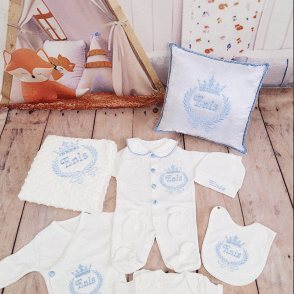 Ensemble garcon brodées personnalisées avec couronne, 11 pièces